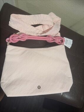 lululemon athletica convertible ruched crossbody Bag with Pink Strap 6.5L